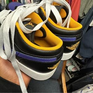 Nike low dunk black and purple